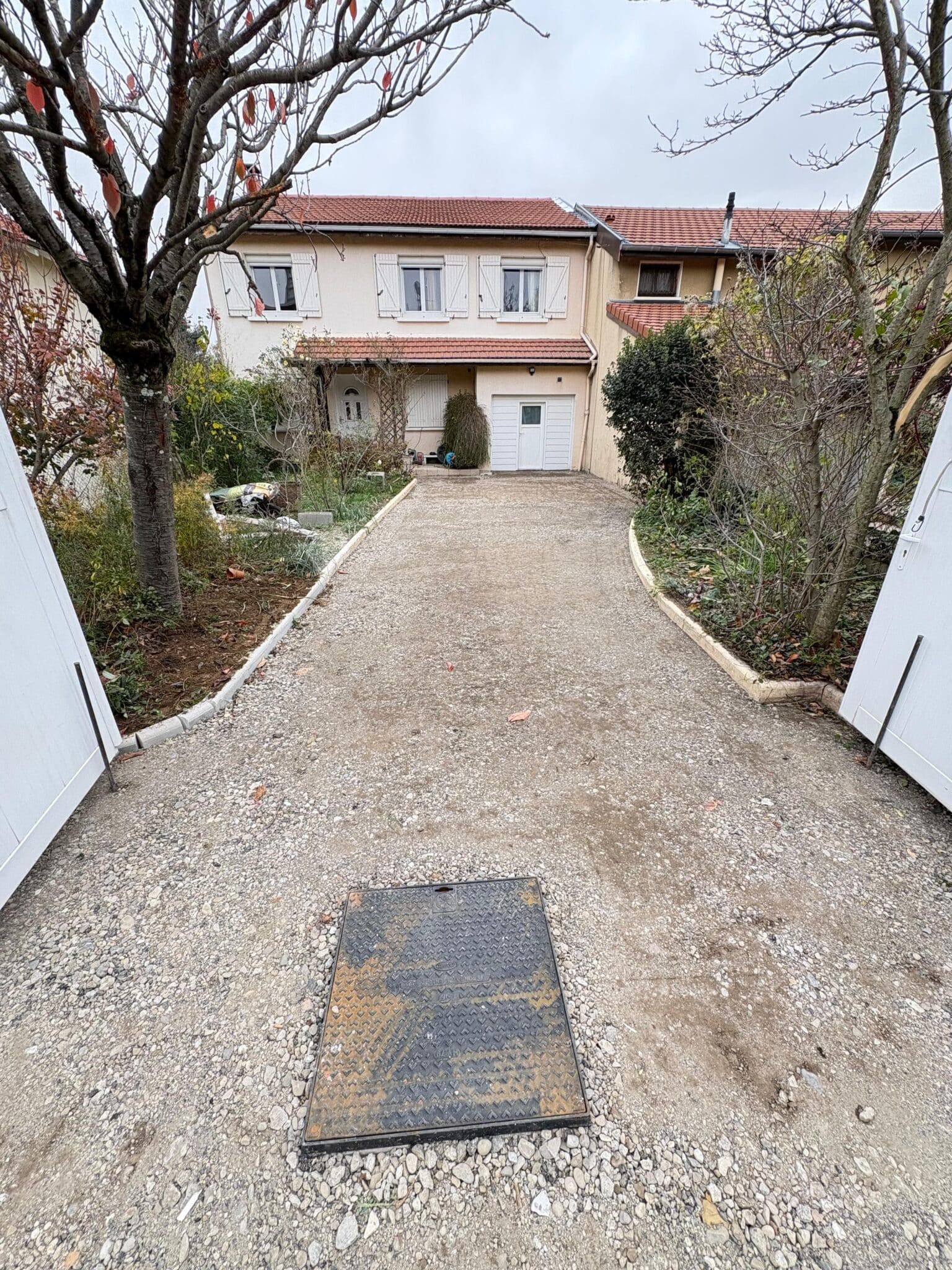 allée de garage en résine drainante à Bron